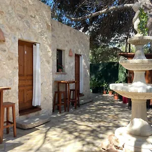 La Pergola Rusticas Es Pujols